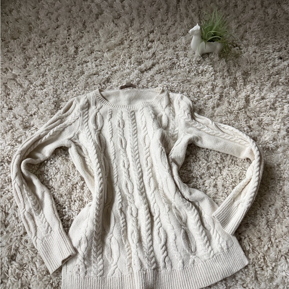LOFT Cream Cable Knit ivory winter soft thick fashion Sweater